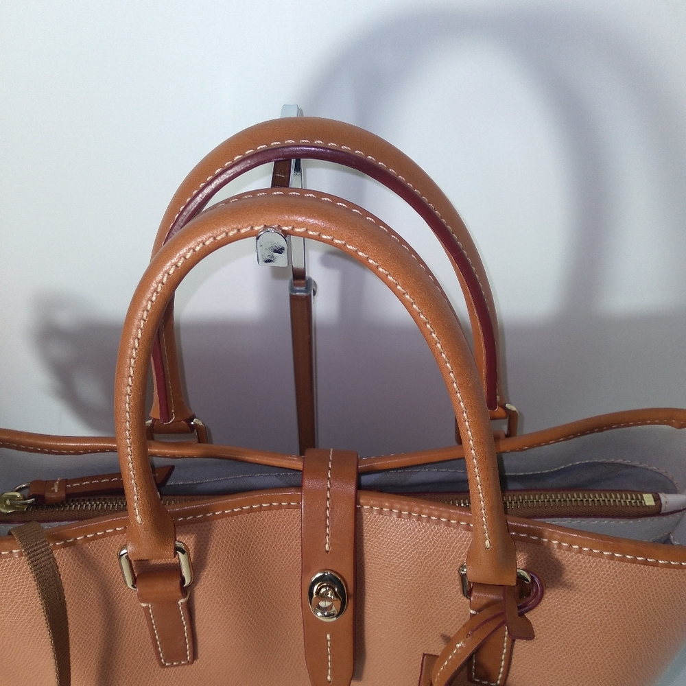 Authentic Dooney & Bourke Shelby Shopper Carmel/Tan Leather Tote and Wallet Set - Picture 6 of 16